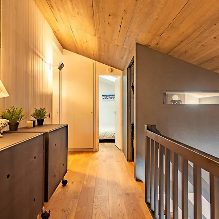 Ski-in Ski-out 3-bedroom Duplex Mottaret